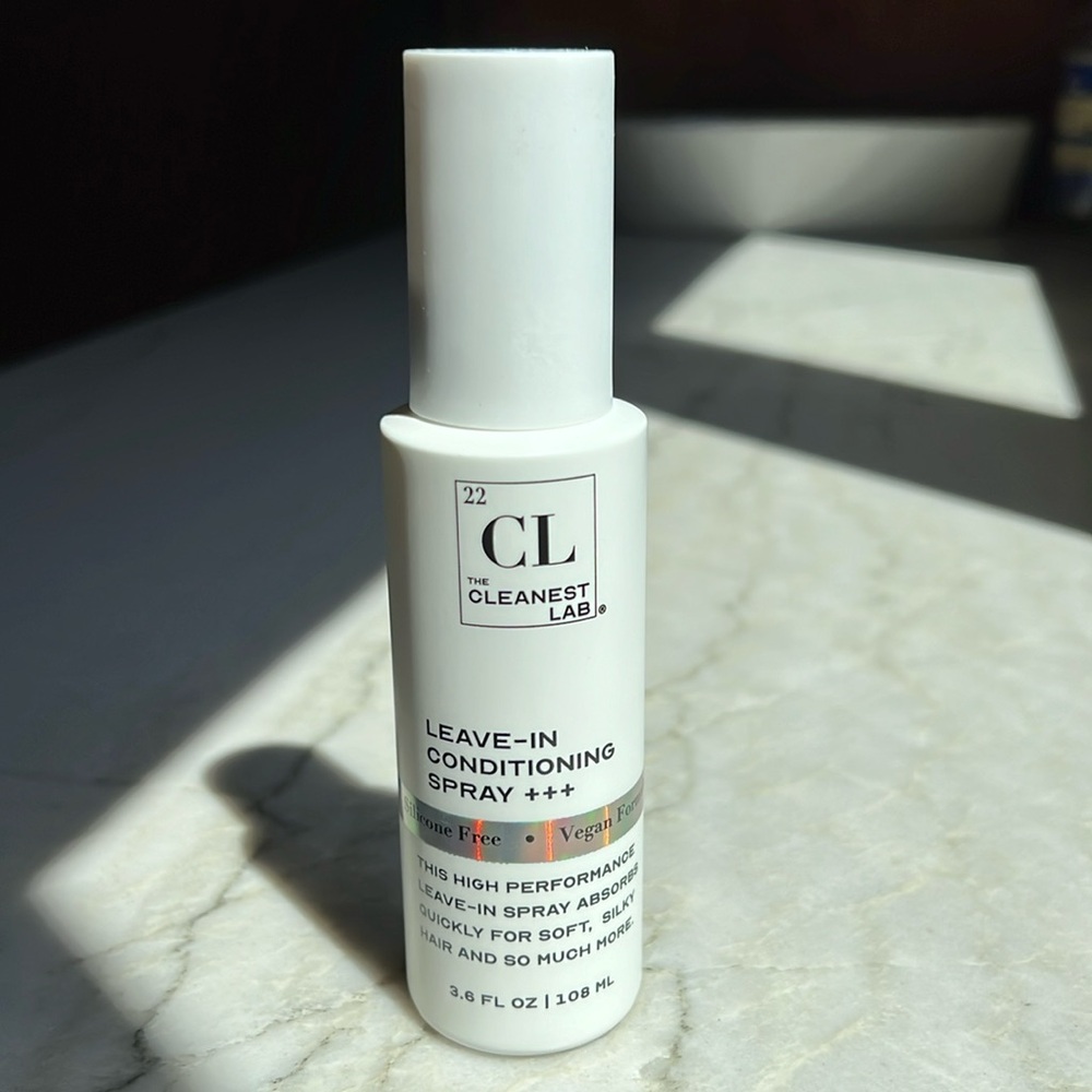 NEW CL 22 The Cleanest Lab Leave-in Conditioning Spray